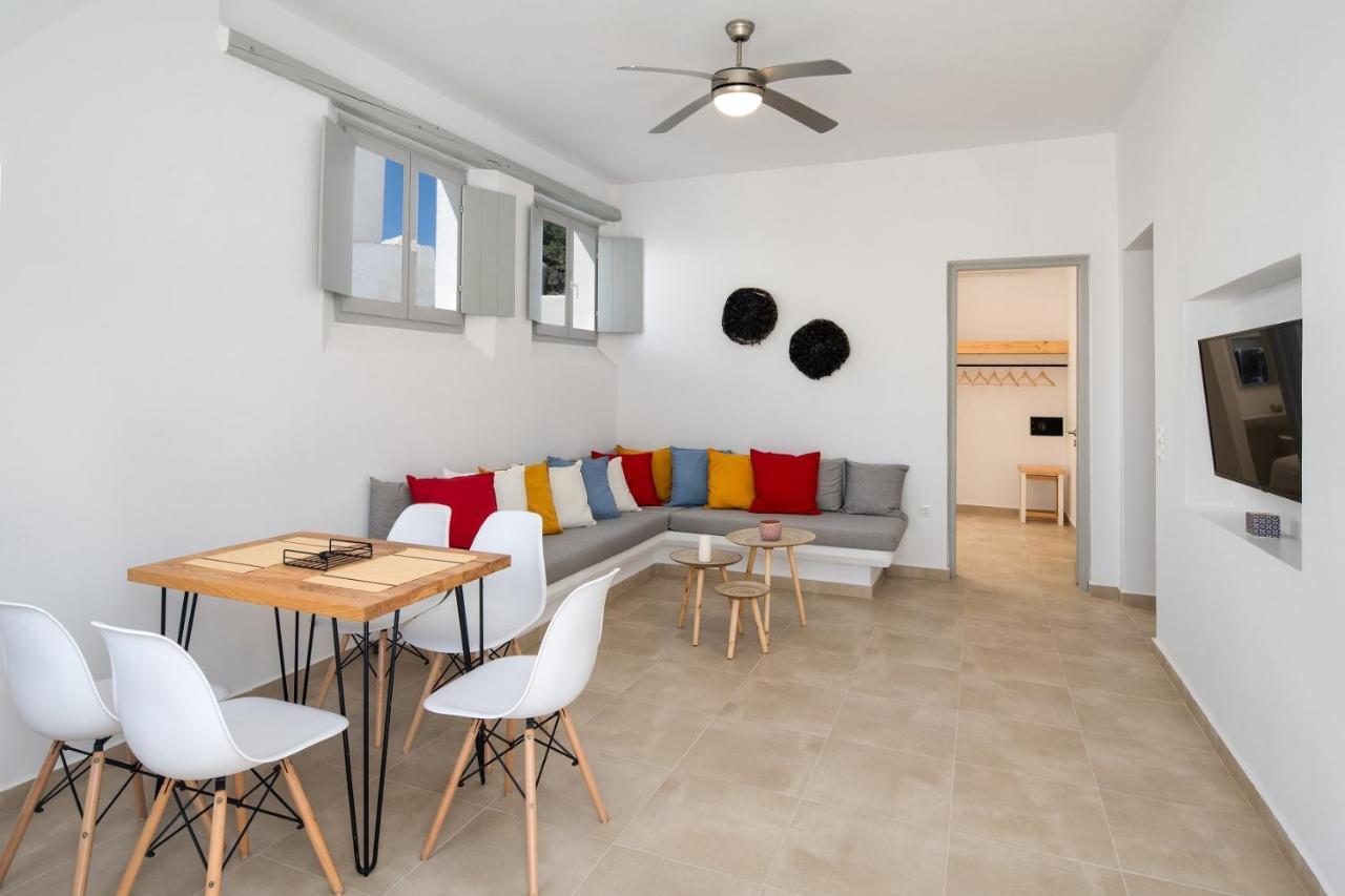 Astivi Santorini Apartment Pýrgos