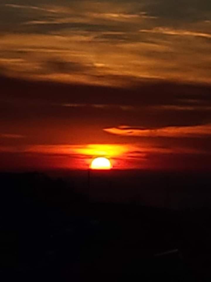 Astivi Santorini Pýrgos